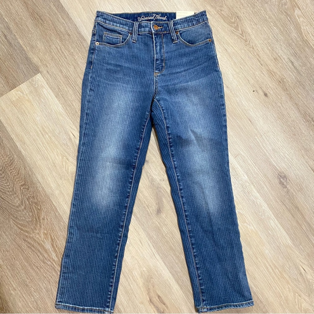 Universal Thread High-Rise Straight Jeans